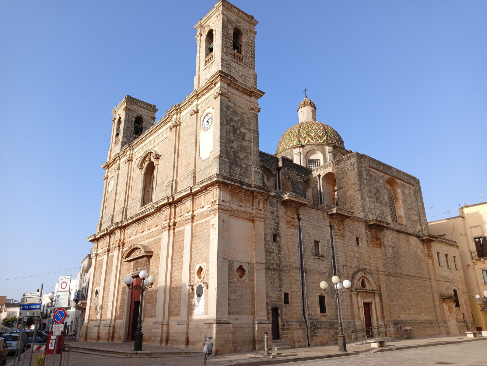 Taurisano: la chiesa della Trasfigurazione durante la festa